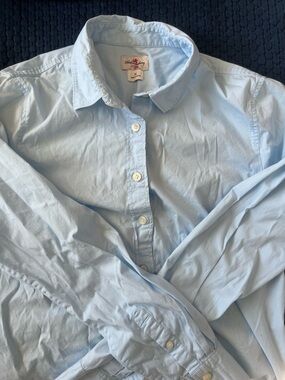 J. Crew habberdashery Light Blue Button-Up Shirt (M)